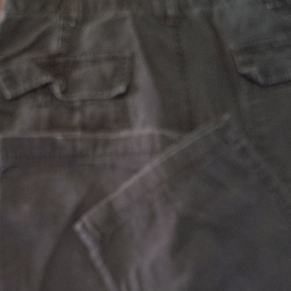 Dockers Men's 34x29 Dark Gray Cargo Pants - Picture 7 of 7